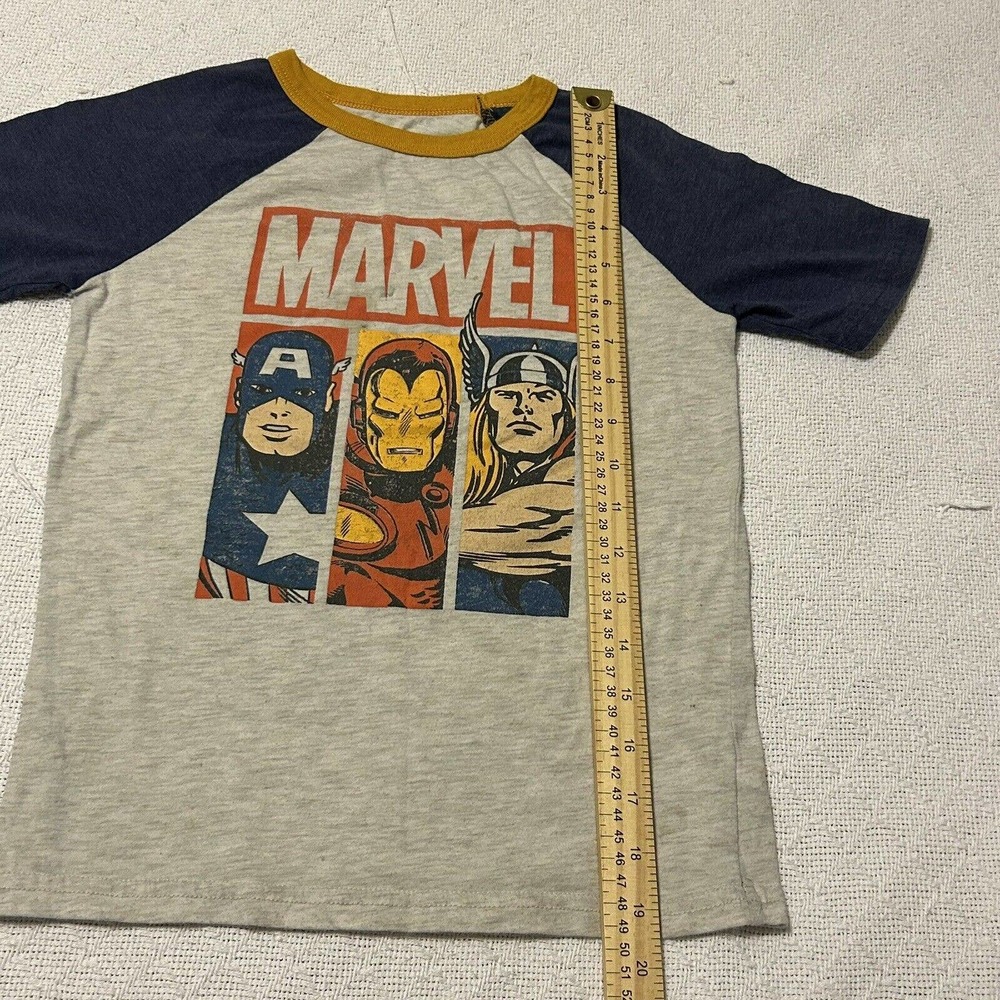 Marvel Superhereos Boys Size 8 Gray T-shirt Capt. America, Iron man, Thor - Picture 8 of 11